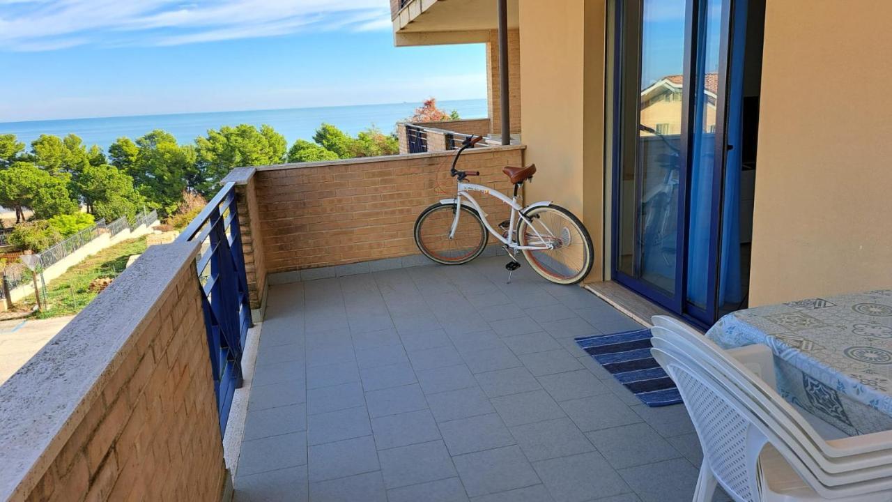 Alloggio Vista Mare - Parcheggio Gratis Pineto Exterior foto